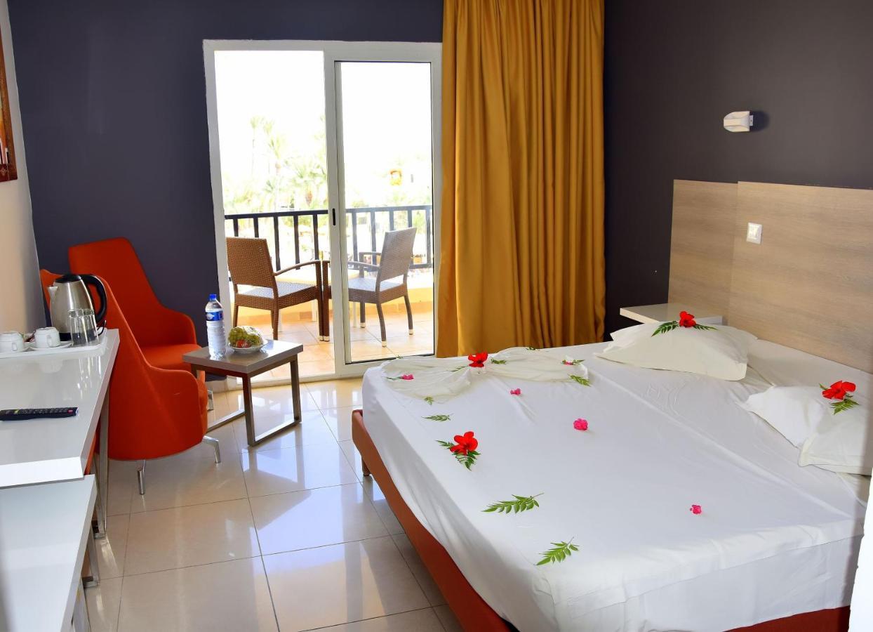 Eden Star Resort Зарзис Екстериор снимка